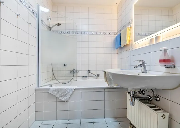 Bruennstein - Nr 13 Pool, Sauna Апартаменты *